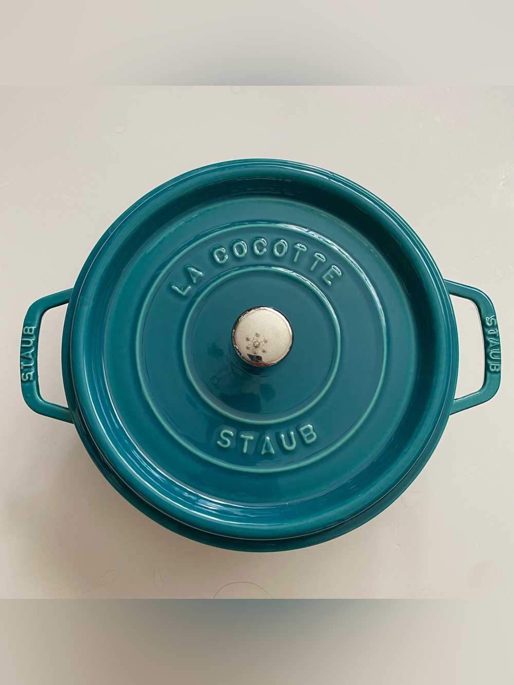 RARE DISCONTINUED EUC TEAL STAUB 5 QUART ROUND COCOTTE 26 WITH BOX
